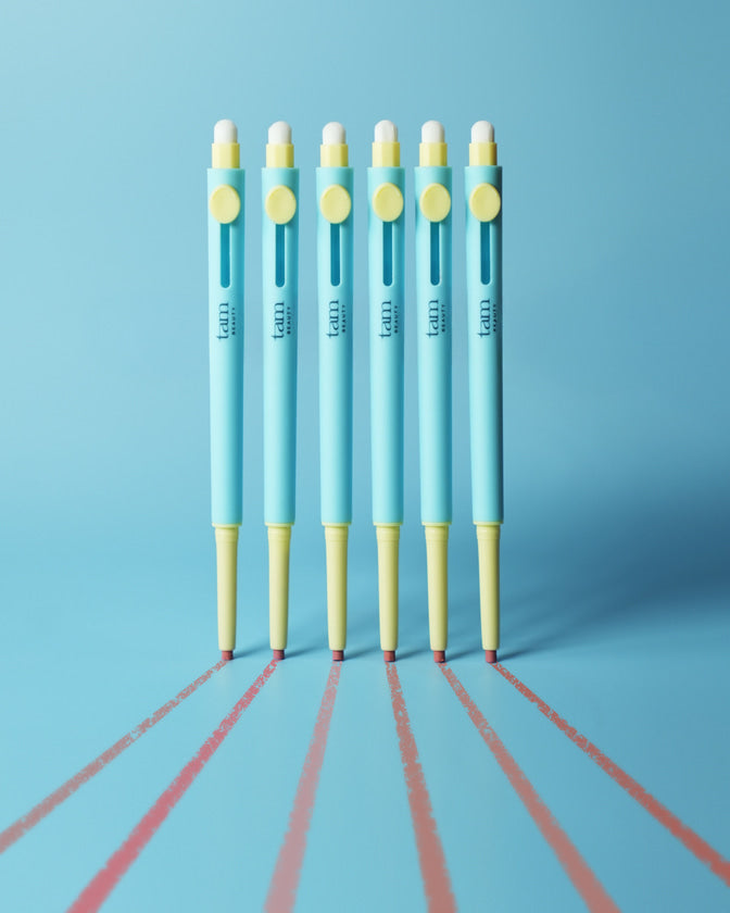 The Cloud Plumping Lip Liner
